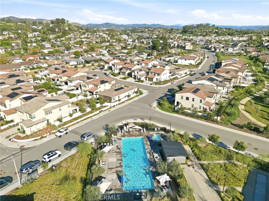 https://cdn.realtyfeed.com/cdn/127/306673754/2038b4669086c45bd2f687f073359eef.webp