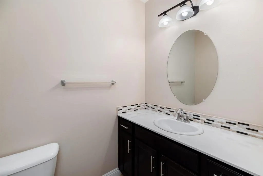 https://cdn.realtyfeed.com/cdn/127/306673887/9675ea2ab40cf447aedef94f598606a2.webp