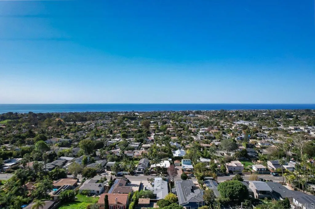 https://cdn.realtyfeed.com/cdn/127/306673941/30f75ec71ae047642e4ad3ce4aad580f.webp