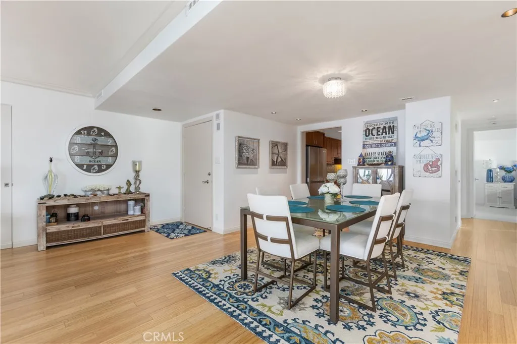 https://cdn.realtyfeed.com/cdn/127/306673996/a5c6433f5d7d4b1929304776ee056091.webp