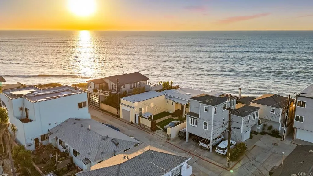 https://cdn.realtyfeed.com/cdn/127/306674050/821cf4ce14a671c3e06b75099b0603d7.webp