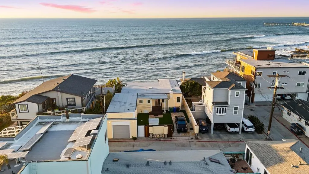 https://cdn.realtyfeed.com/cdn/127/306674050/bbb01133878350953dcc7028db866fa9.webp