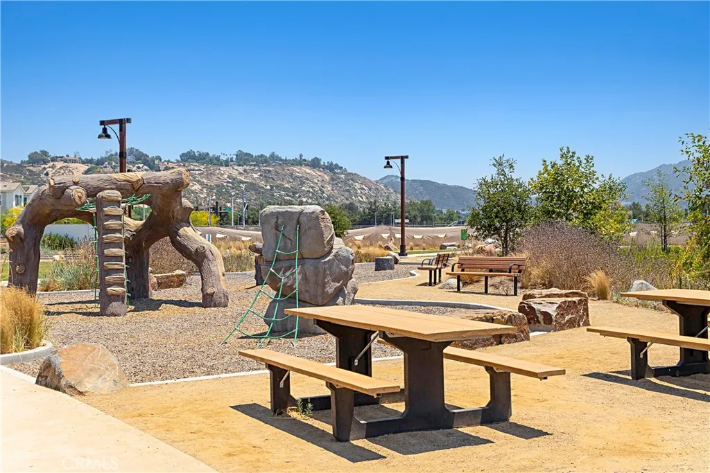https://cdn.realtyfeed.com/cdn/127/306674134/5903c708d28d7bfb52354ea41f87a519.webp