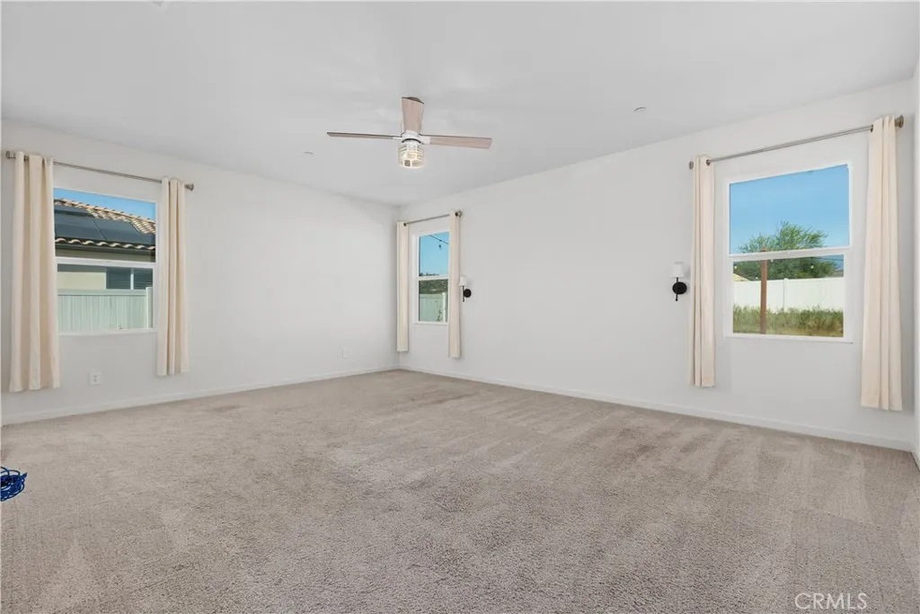https://cdn.realtyfeed.com/cdn/127/306674134/7a60698a2b7d8bceb96119c054edae29.webp
