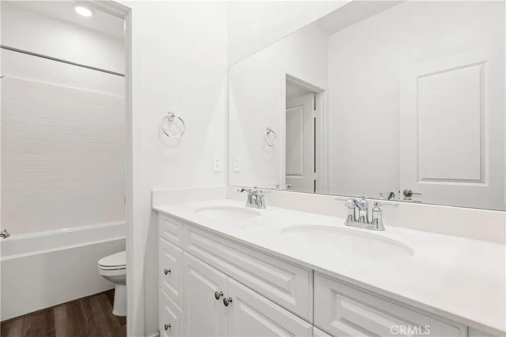 https://cdn.realtyfeed.com/cdn/127/306674134/dc34867439cc856ee7248a14a3e1cf2a.webp
