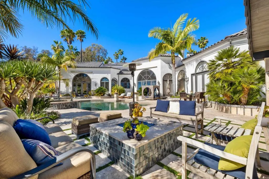 https://cdn.realtyfeed.com/cdn/127/306674138/e88f3f5f414e0b5e898228f9d1a5a33e.webp
