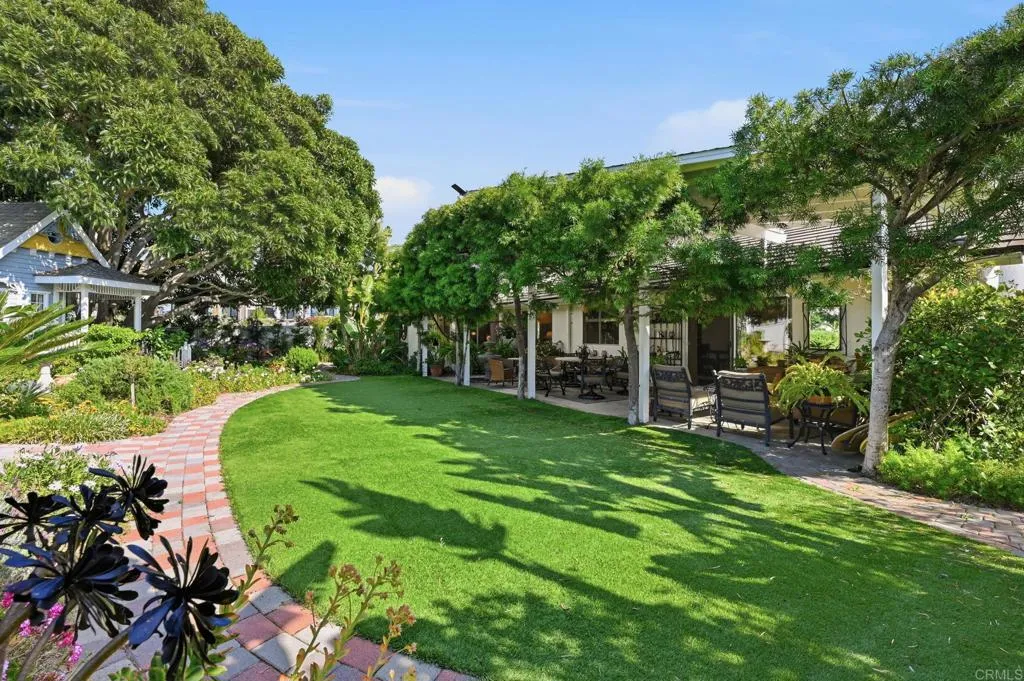 https://cdn.realtyfeed.com/cdn/127/306674150/1638f9efd7c011ce55cdb2c5288dd3e2.webp