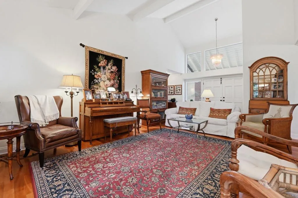 https://cdn.realtyfeed.com/cdn/127/306674150/5fbbc1cc138478f3e7bc2346187ca562.webp