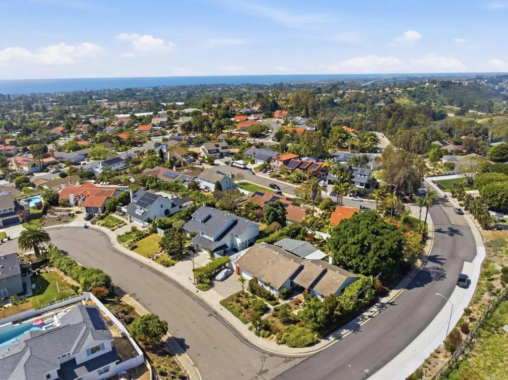 https://cdn.realtyfeed.com/cdn/127/306674150/747b409d398c3cde18d409841cf2451b.webp