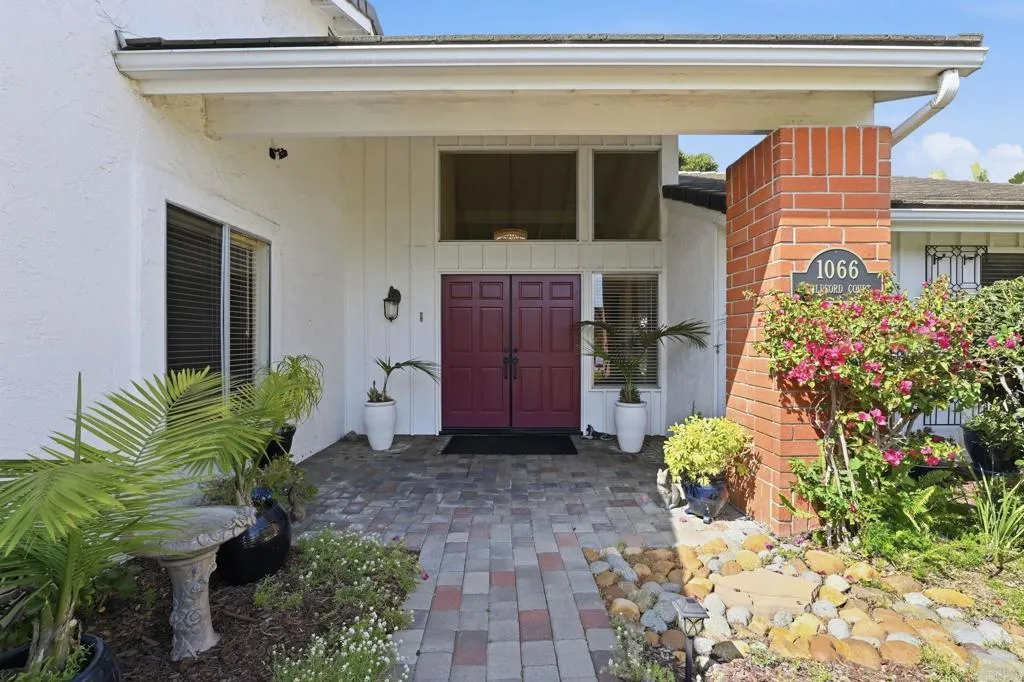 https://cdn.realtyfeed.com/cdn/127/306674150/ddf097e8146439544ae0724541ca6e51.webp