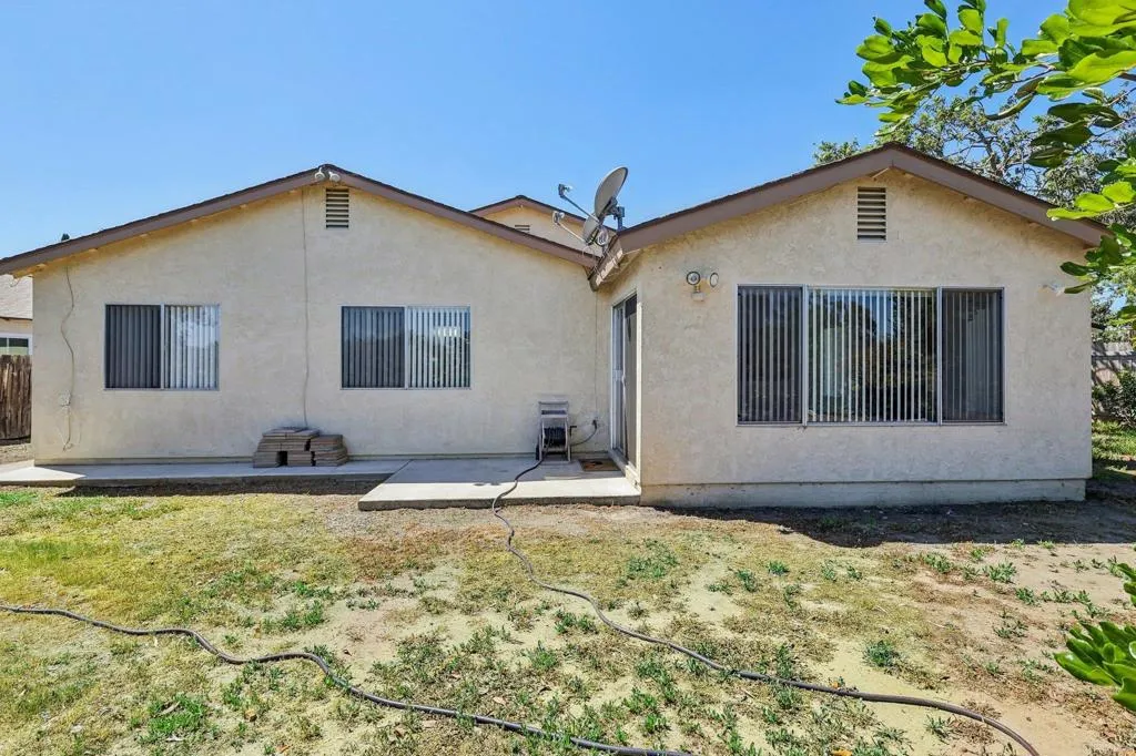 https://cdn.realtyfeed.com/cdn/127/306674191/0af0e3bece6d4aed3ab55cd6235a24b3.webp