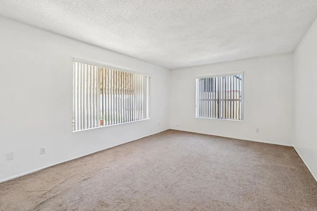 https://cdn.realtyfeed.com/cdn/127/306674191/18ec319109c4af3172521d2ea6dfee2c.webp