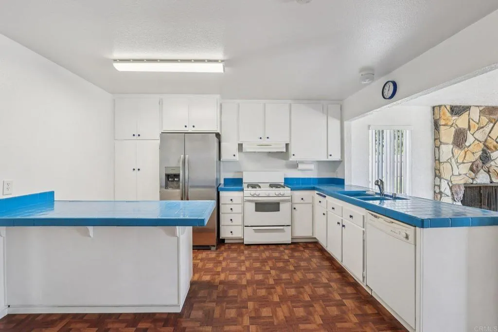 https://cdn.realtyfeed.com/cdn/127/306674191/99d2005b9d458451c4f7dd20a1d6863d.webp