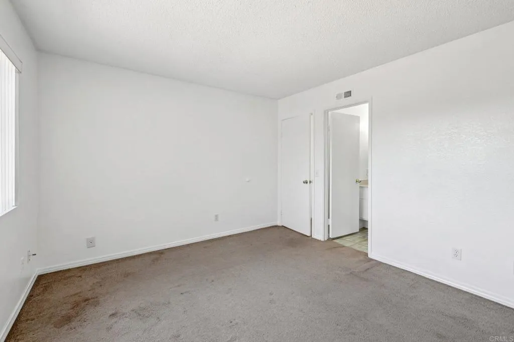 https://cdn.realtyfeed.com/cdn/127/306674191/c4899d20f695ac15a4b2de06bb1ff754.webp