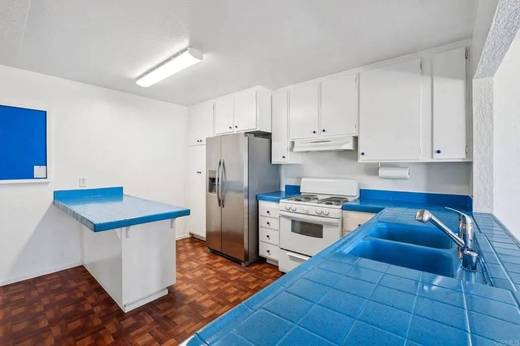 https://cdn.realtyfeed.com/cdn/127/306674191/dc0e8a109a438075df88b10d1abb1ce1.webp