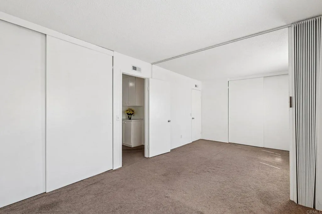 https://cdn.realtyfeed.com/cdn/127/306674191/eb0c3269ad5637df37426bdc250f64bc.webp