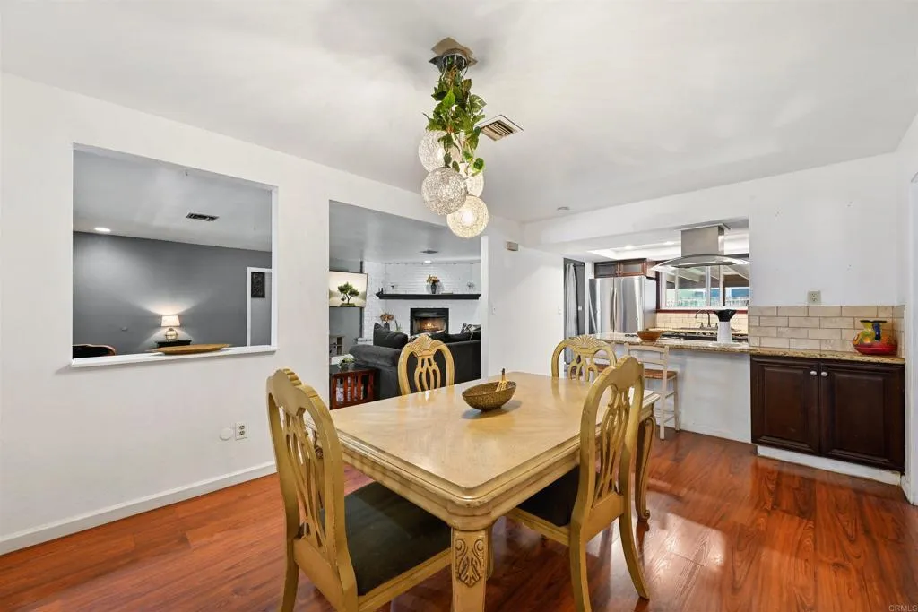 https://cdn.realtyfeed.com/cdn/127/306674235/9b7760ca9cdf76ad4b2616cb76b9f9fd.webp