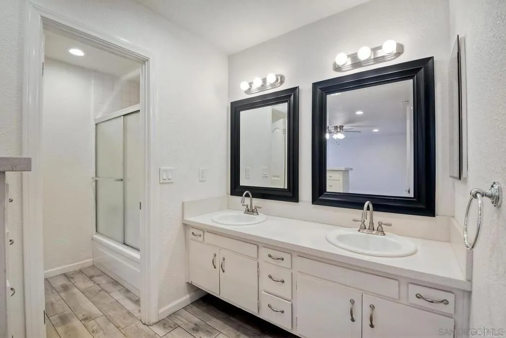 Photo #11: PTP2602236 Listing: Photo #11