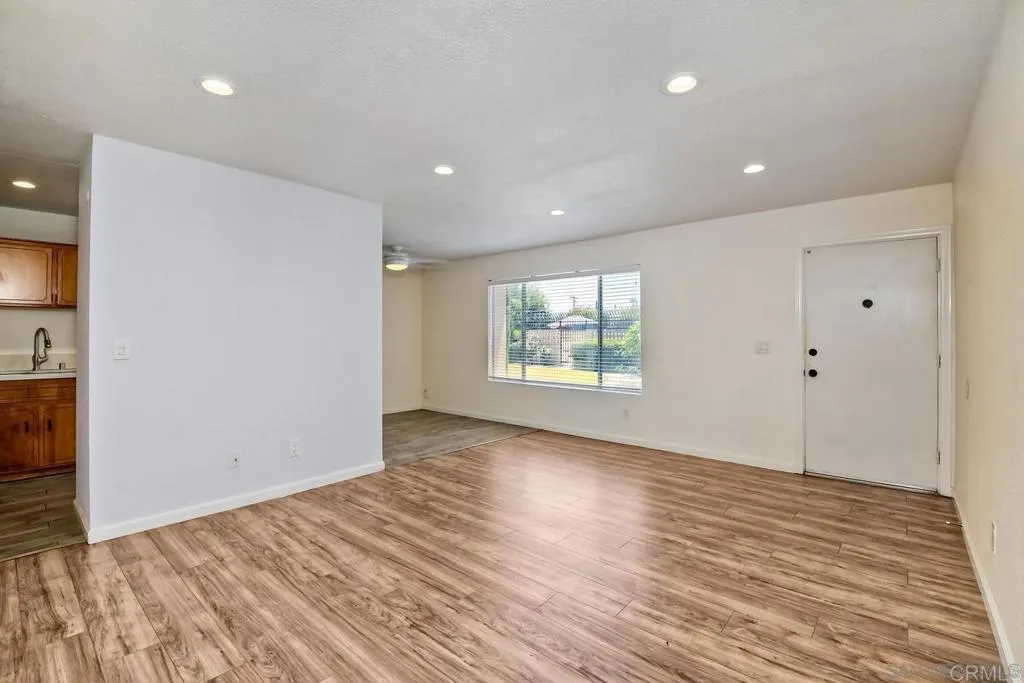 Photo #4: PTP2602236 Listing: Photo #4