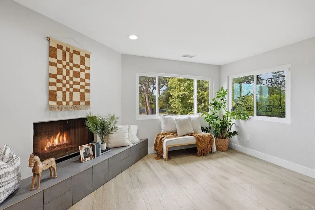 https://cdn.realtyfeed.com/cdn/127/306674244/1b28251db0413b4627d242db3d32aac5.webp