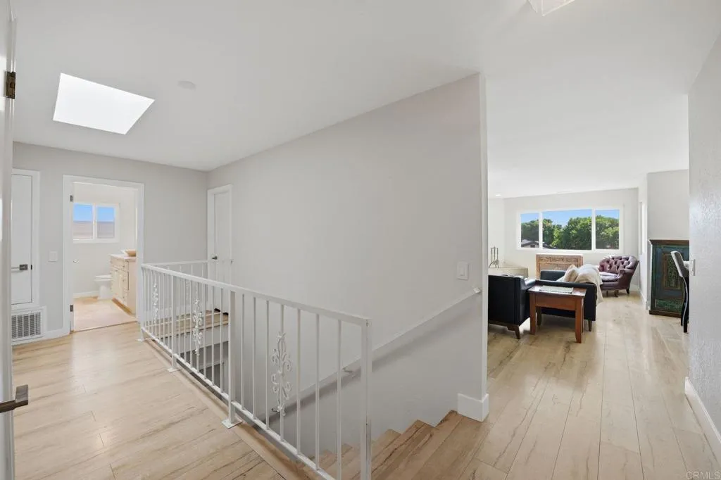 https://cdn.realtyfeed.com/cdn/127/306674244/2018fc5af9a6421f0308d546ef339027.webp
