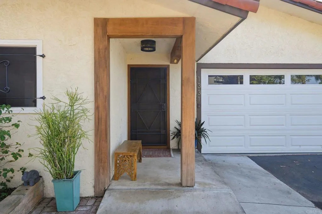 https://cdn.realtyfeed.com/cdn/127/306674244/218d6c4d63a415aaaf3f557f43eec5a8.webp