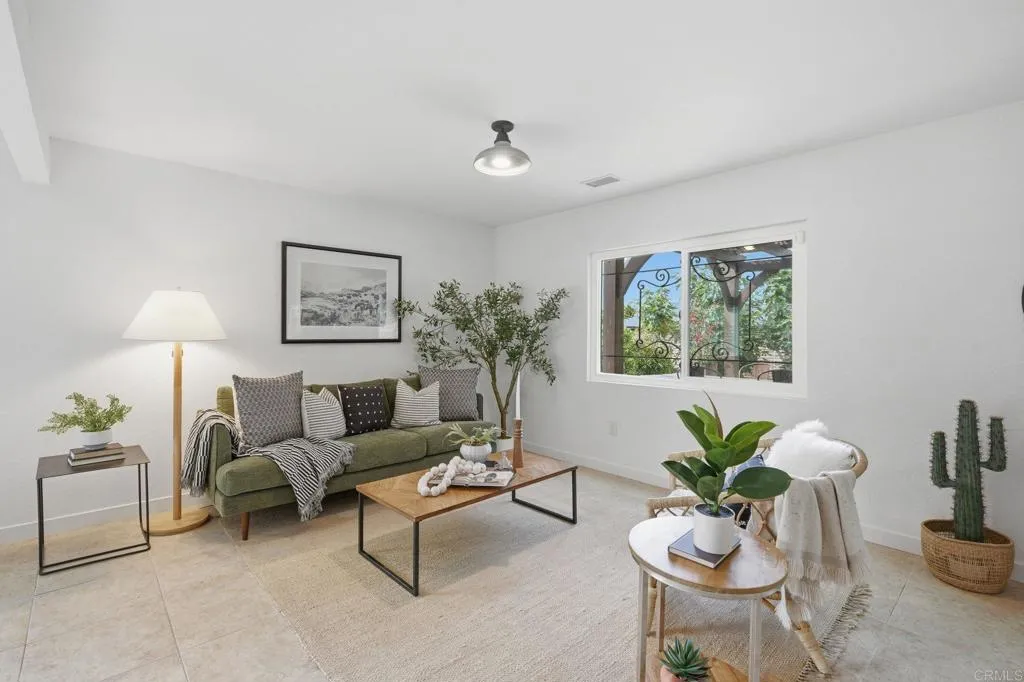 https://cdn.realtyfeed.com/cdn/127/306674244/32f7e1a6ecc59d8f8e3ebd679b19187f.webp