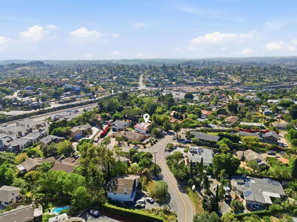 https://cdn.realtyfeed.com/cdn/127/306674244/509c9bab1c3e6a0b5edcda199c2bc896.webp
