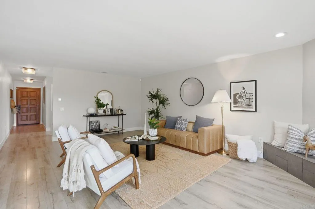 https://cdn.realtyfeed.com/cdn/127/306674244/af8348e0d8ab040f972d57d9193f96e7.webp