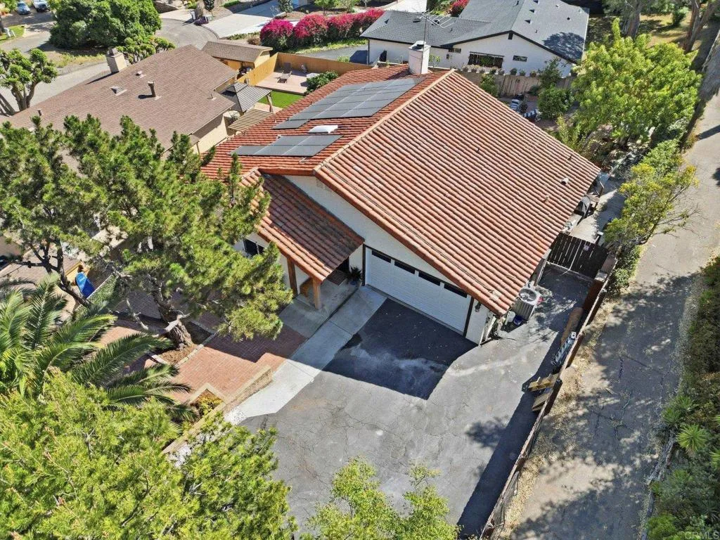https://cdn.realtyfeed.com/cdn/127/306674244/b3a421946c3cc4ec3c0070128ec826f8.webp