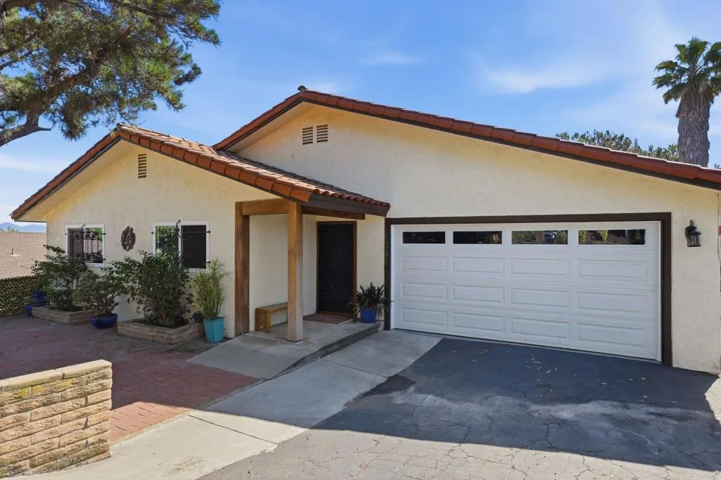 https://cdn.realtyfeed.com/cdn/127/306674244/b64933f360912f5dd1175becf30d48c7.webp