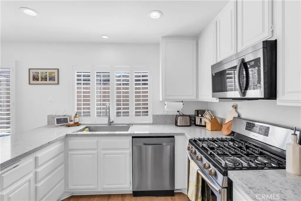 https://cdn.realtyfeed.com/cdn/127/306674277/342cc9ef4a3b48ea097fdffb016ae8e7.webp