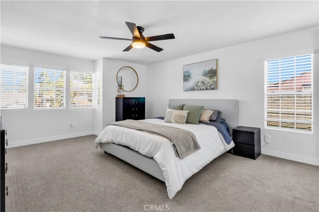 https://cdn.realtyfeed.com/cdn/127/306674277/38667c55693a00c4c8ff41367ccfe92d.webp
