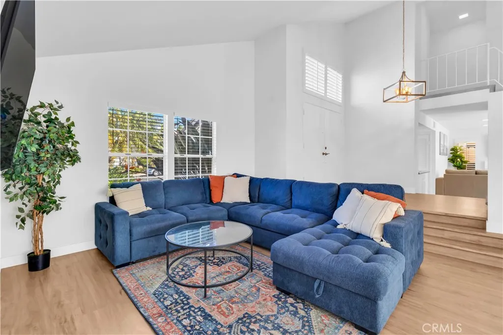 https://cdn.realtyfeed.com/cdn/127/306674277/a5dd6ff07f3748b80cda4d321e300d00.webp
