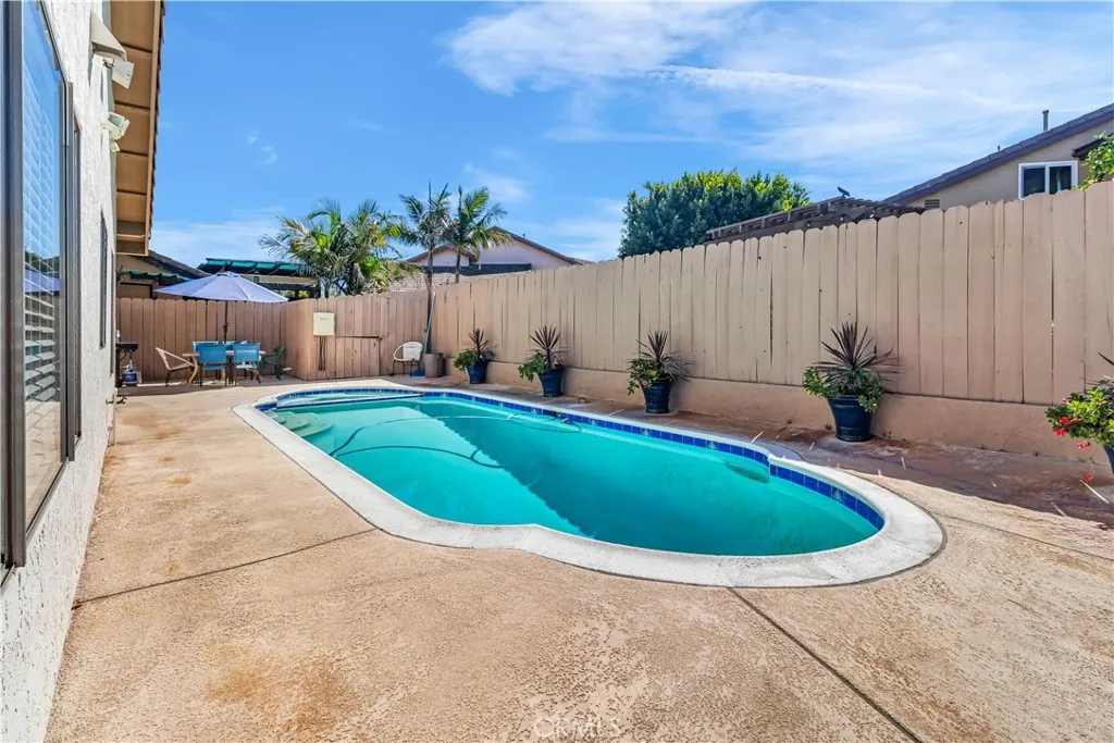 https://cdn.realtyfeed.com/cdn/127/306674277/e3f614ec2bacd59b76632bdf232e55b2.webp