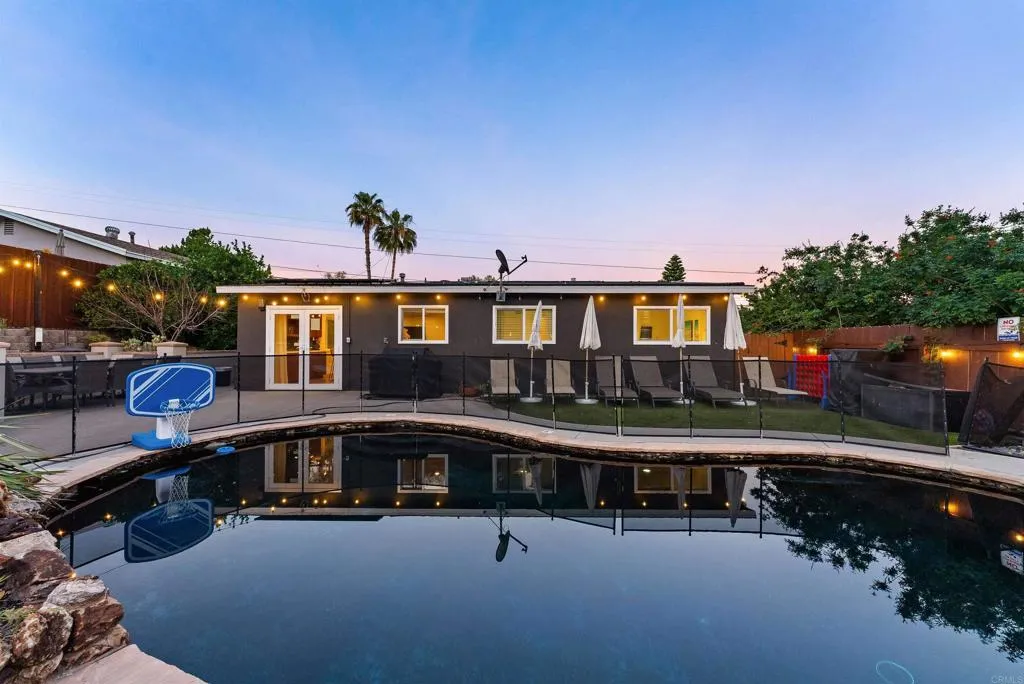 https://cdn.realtyfeed.com/cdn/127/306674280/e658c6f60a0842261902450d342459c7.webp