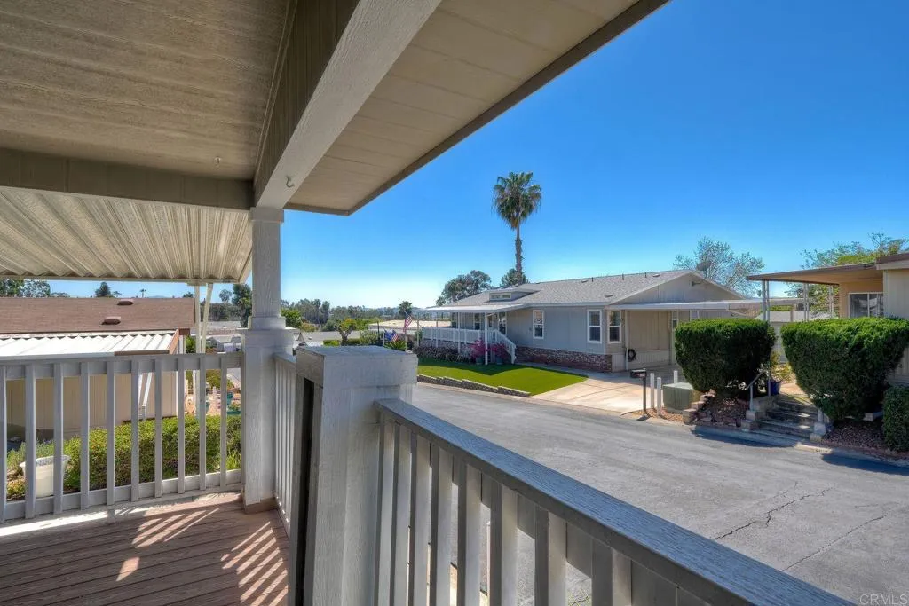 https://cdn.realtyfeed.com/cdn/127/306674282/04e8cd8e03177beb021030821fb875bb.webp