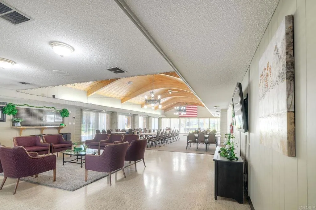 https://cdn.realtyfeed.com/cdn/127/306674282/322462fa7836e0407abf2e6be22814e2.webp