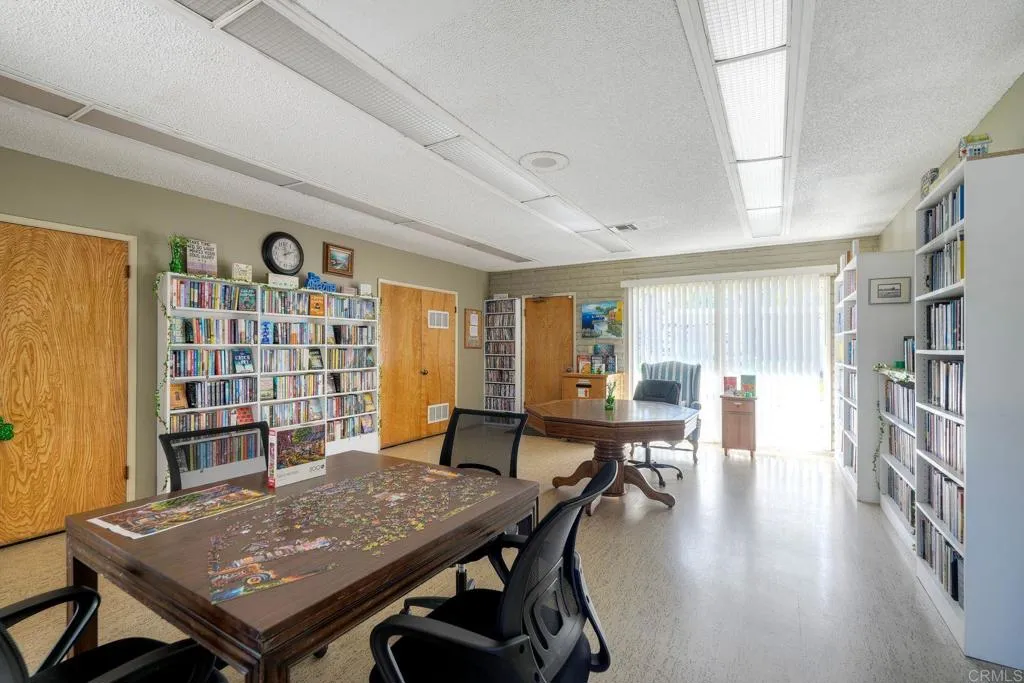 https://cdn.realtyfeed.com/cdn/127/306674282/7ed87b79fb88bff930f19c810a2d0473.webp