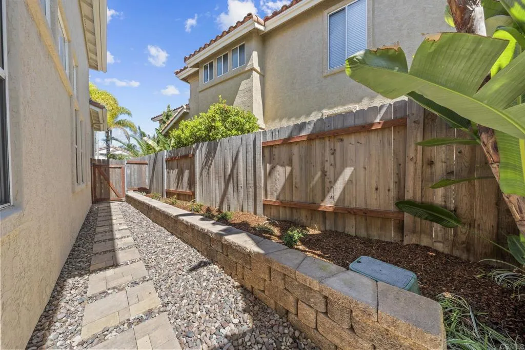 https://cdn.realtyfeed.com/cdn/127/306674376/b0b852d937085216e1631e03ad644ac3.webp