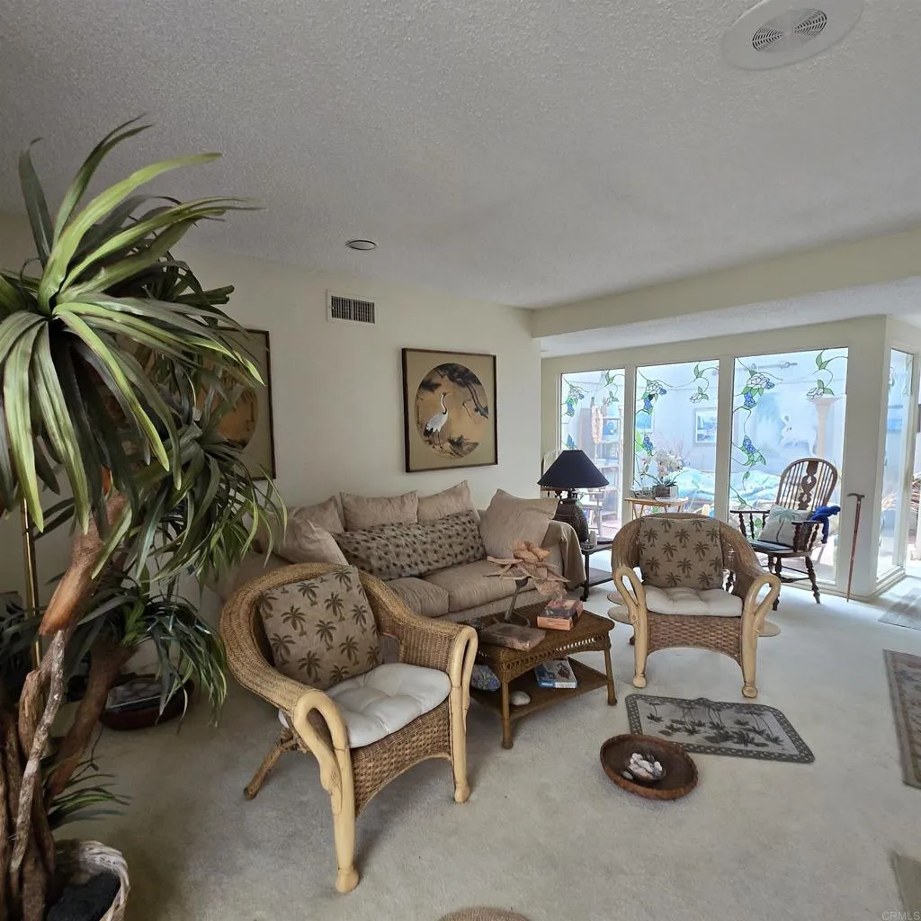 https://cdn.realtyfeed.com/cdn/127/306674380/48b6d0cf52df0ea244b81b4dc7b82b1b.webp