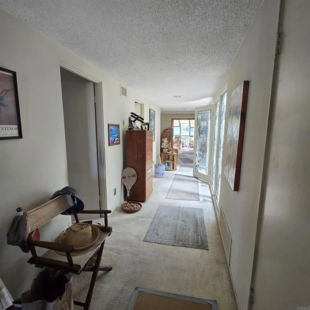 https://cdn.realtyfeed.com/cdn/127/306674380/5e1ceeb44be967daef875ce988def608.webp
