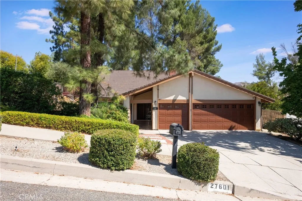 Agoura Hills, CA 91301