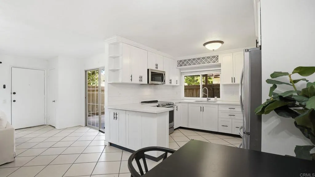 https://cdn.realtyfeed.com/cdn/127/306674425/cb0be9e8e6cee52535443728dfc3234a.webp