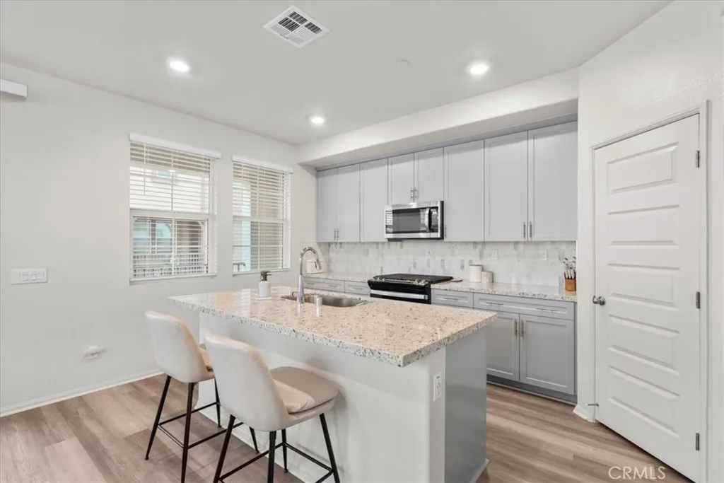 28076 Melrose, Temecula, CA 92591 - Photo 4 of 35, Temecula, CA