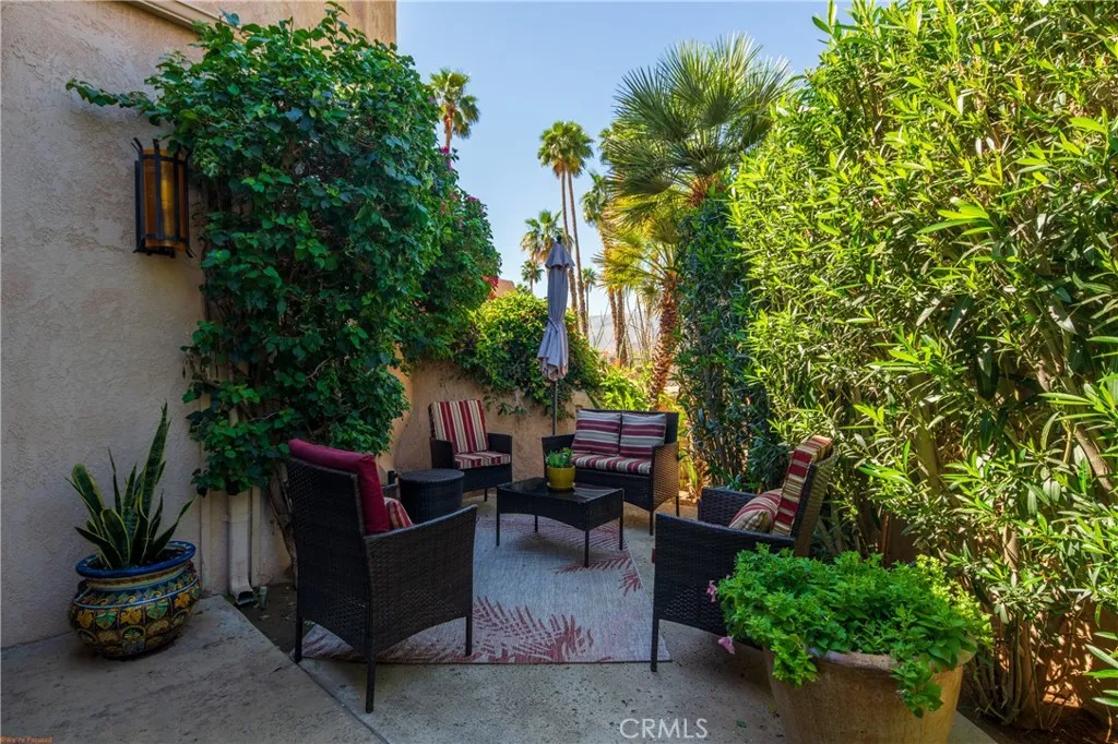 https://cdn.realtyfeed.com/cdn/127/306674442/0ef0c5a0331384b6630981d042ebc9c8.webp