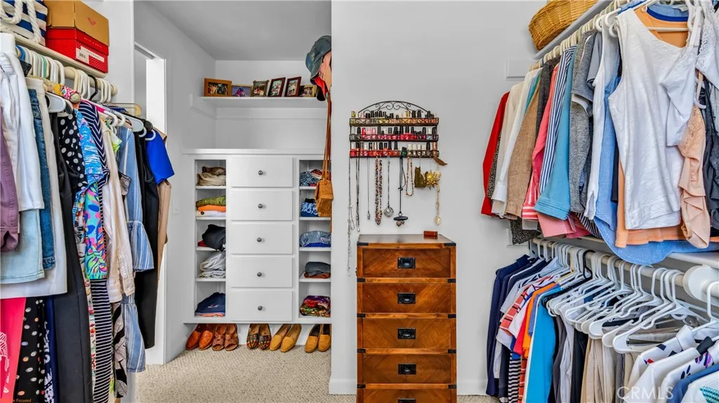 https://cdn.realtyfeed.com/cdn/127/306674442/24b007a86f1808f30e1540b9f6fa3cbb.webp
