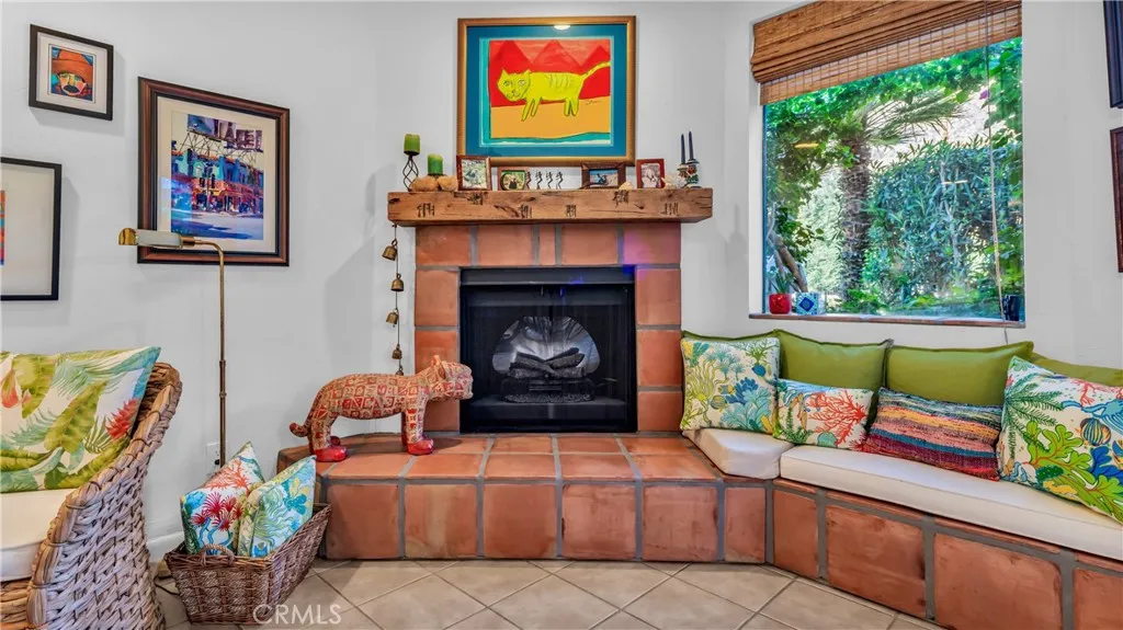 https://cdn.realtyfeed.com/cdn/127/306674442/37f4b8e3b60389bb4630825dc789fdab.webp
