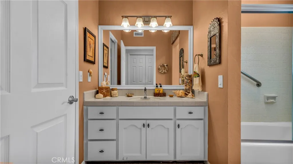 https://cdn.realtyfeed.com/cdn/127/306674442/fe67b6e214ab325c643a4fa05914c560.webp