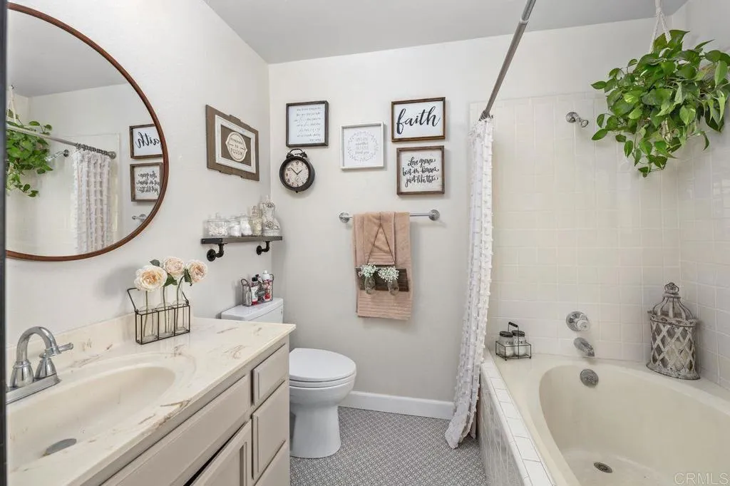 https://cdn.realtyfeed.com/cdn/127/306674481/15f7c6ba055ba3fda61768a6b94a162c.webp